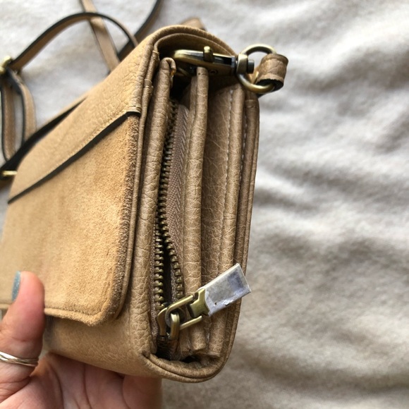 💓Simply Noelle Crossbody Bag 💓 - Picture 8 of 15